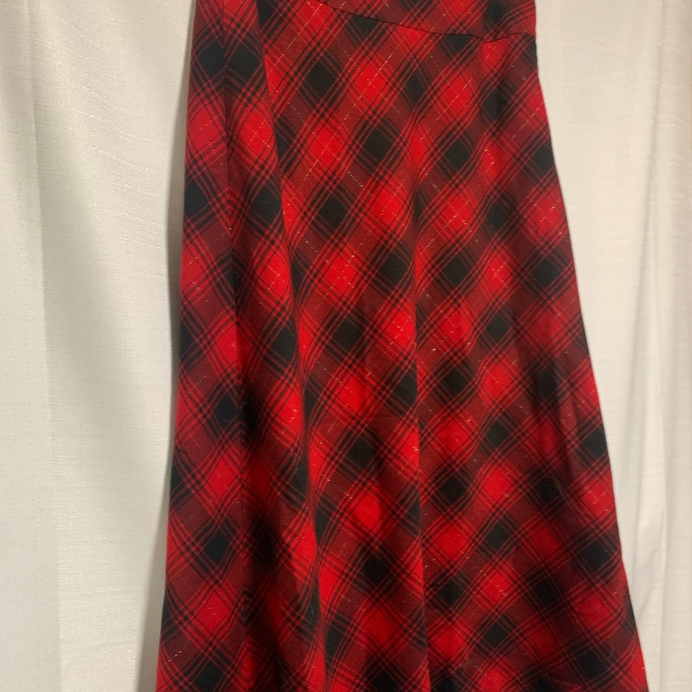 SZ 10 Maxi Skirt-Covington Red and Black Plaid A-Line-Silver Thread Accents Soft